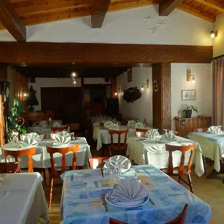 Logis Hotel Le Relais Des Villards