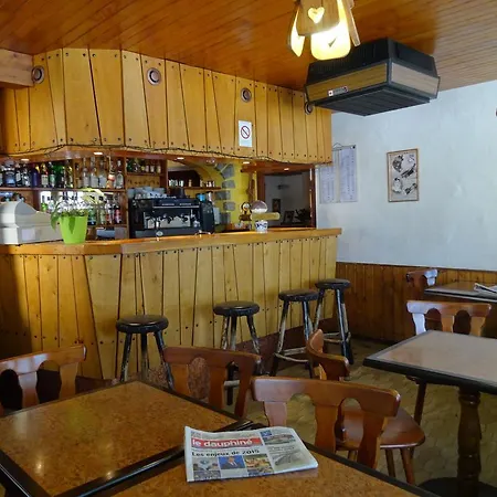 Hotel Logis Hotel Le Relais Des Villards 2*