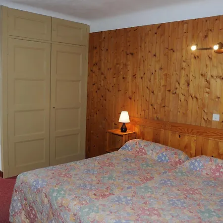 Logis Hotel Le Relais Des Villards Hotel