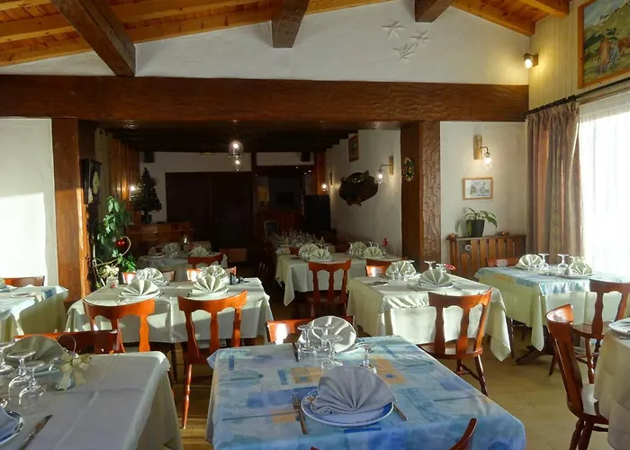 Logis Hotel Le Relais Des Villards